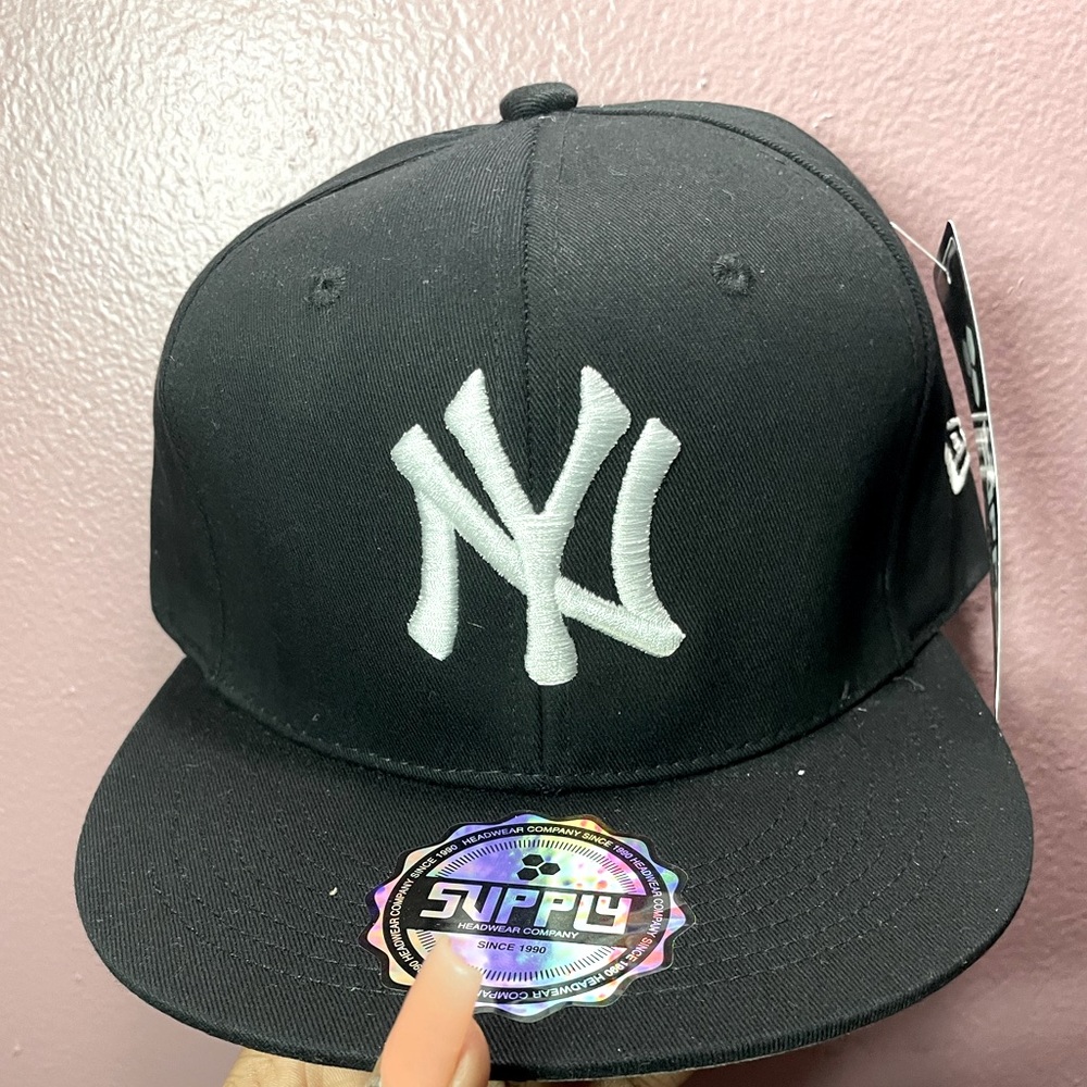 Yankee Fitted Cap